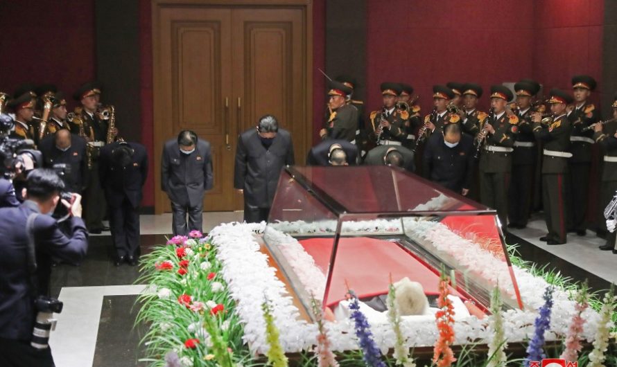 KIM JONG UN expresa pesar por el deceso de Yang Hyong Sop