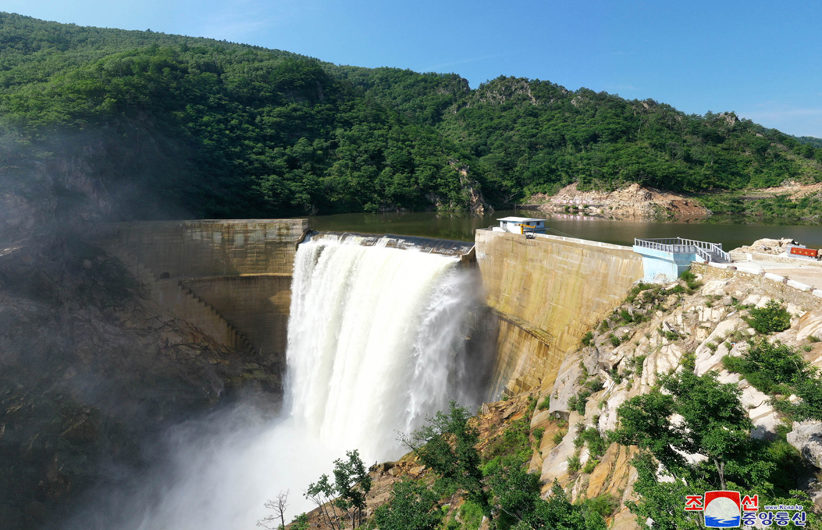 Central Hidroeléctrica Kunmin de Wonsan es producto de autoconfianza