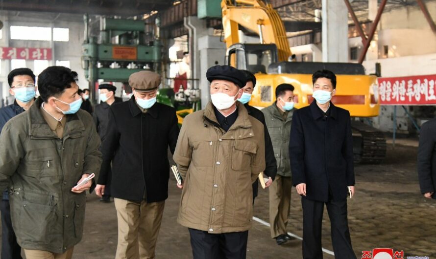 Kim Tok Hun supervisa varios sectores de ambas provincias de Phyong-an