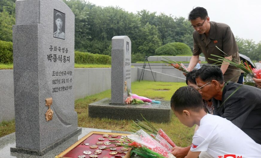 Enterrados restos mortales en el cementerio de mártires de guerra