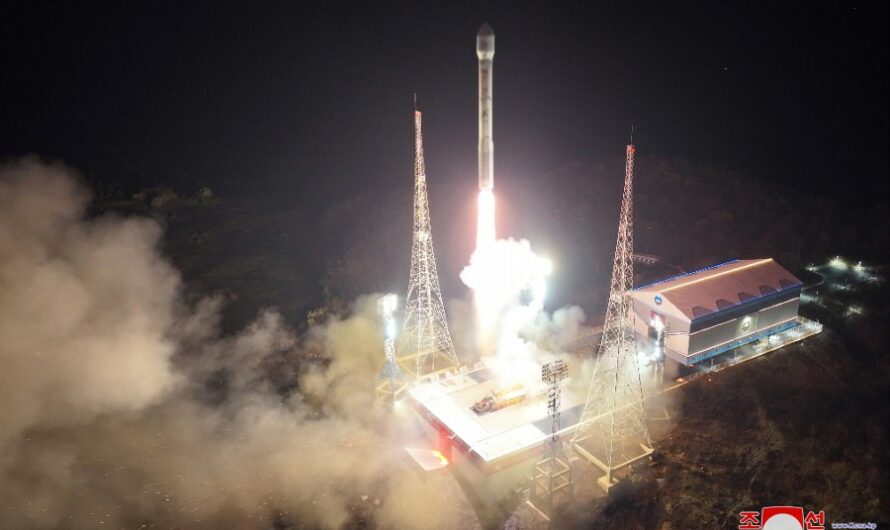 Exitoso lanzamiento del satélite de reconocimiento