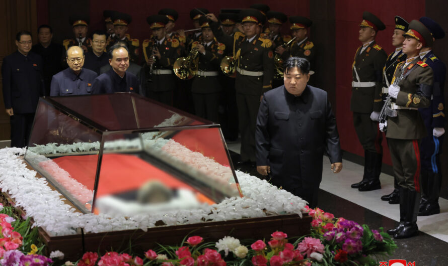Pesar por el deceso de Choe Thae Bok