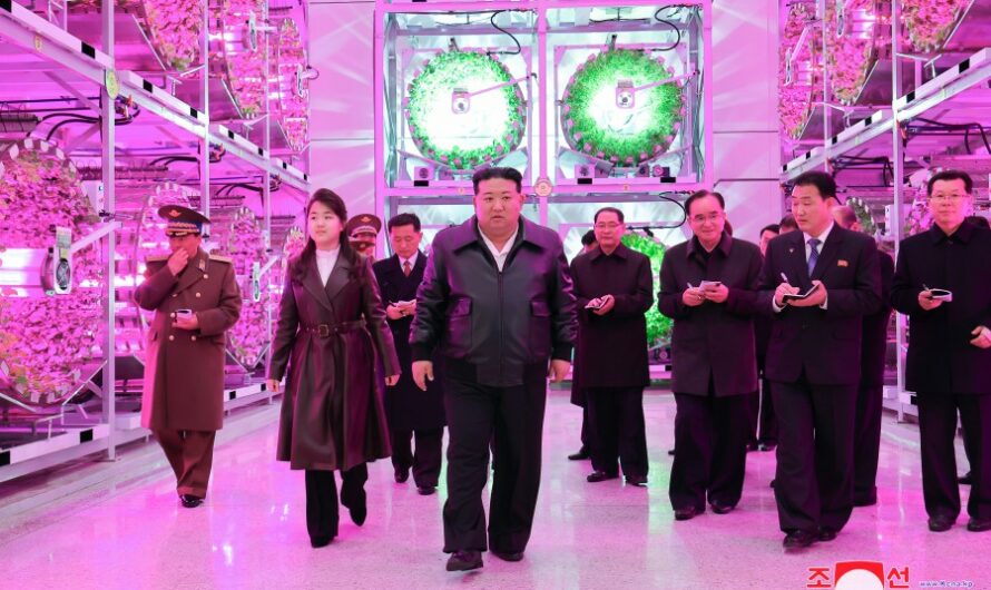 Ceremonia inaugural del Complejo Invernadero de Kangdong