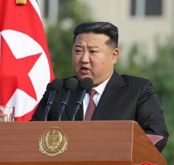 Discurso de Kim Jong Un en la visita de felicitación a la Universidad de Defensa Nacional
