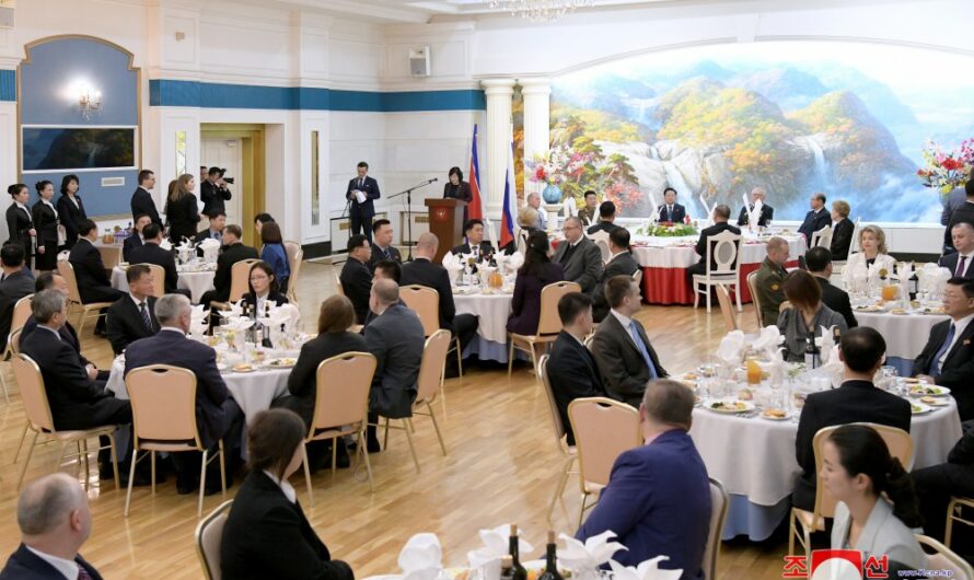 Banquete ofrecido por el embajador ruso