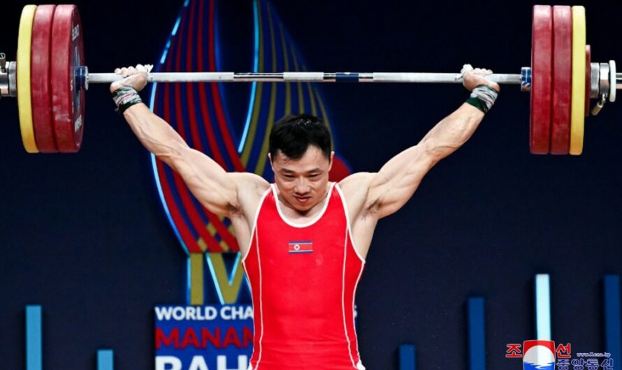 Éxitos en Campeonato Mundial de Halterofília