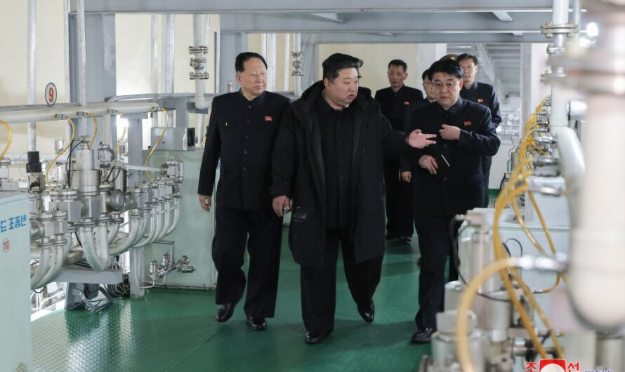 Visita al Instituto de Armas Nucleares