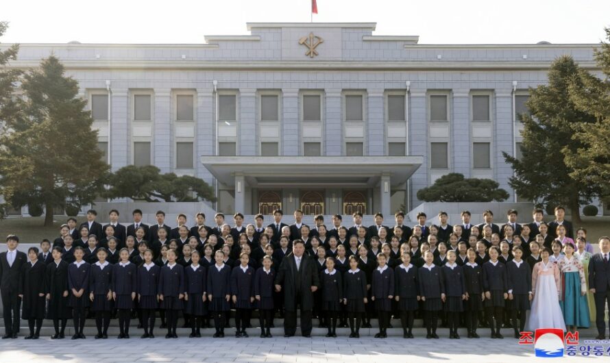 Reunión con niños y escolares coreanos en Japón