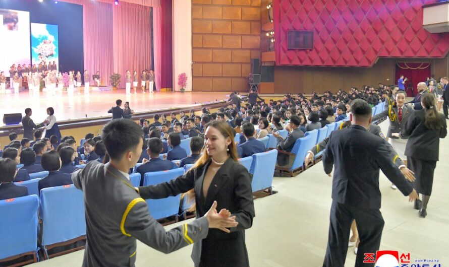 Solidaridad juvenil entre Corea y Rusia