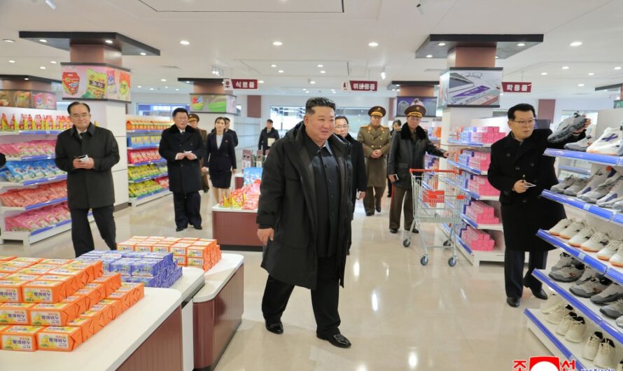 Inauguración de fábricas de industria local y Complejo de Servicios en distrito de Kangdong