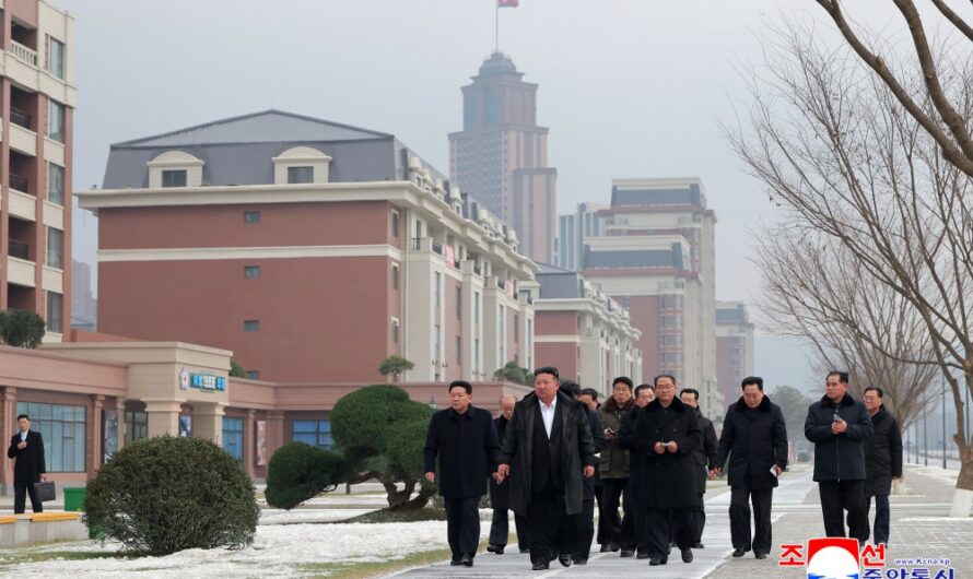 Construcción de cuarta etapa en la zona de Hwasong