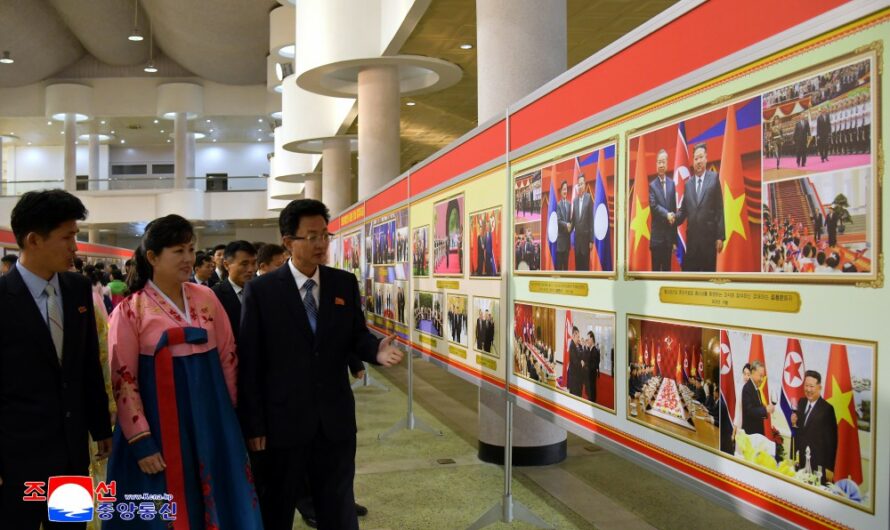 Exhibición central fotográfica