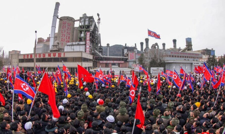 Visita de felicitación al Complejo de Cemento de Sangwom