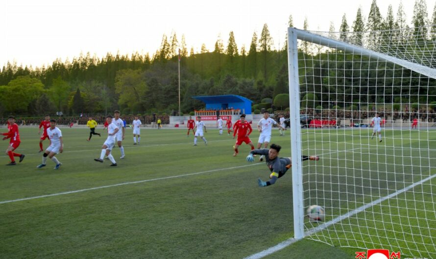 Partido de fútbol en homenaje del aniversario de la fundación del ERP