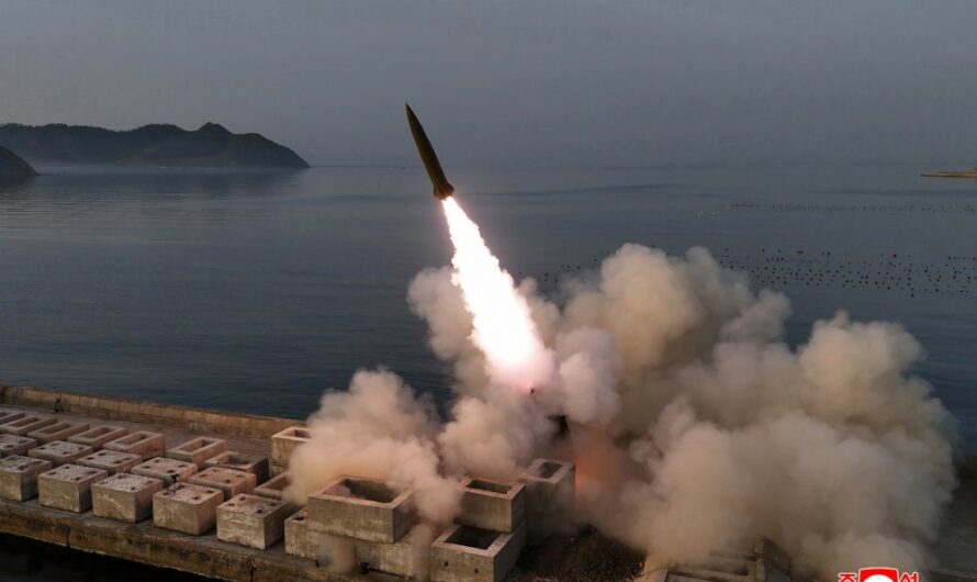 Prueba de misiles balísticos tácticos