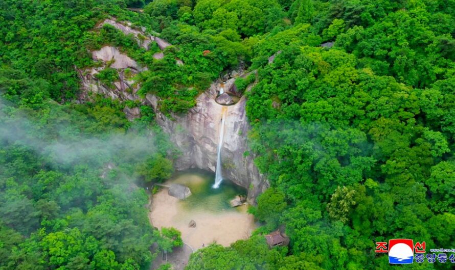 Catarata Pakyon, lugar pintoresco de Corea