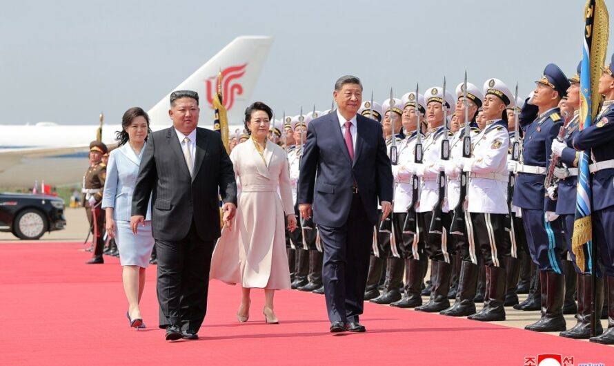 Parte de Pyongyang el camarada Xi Jinping
